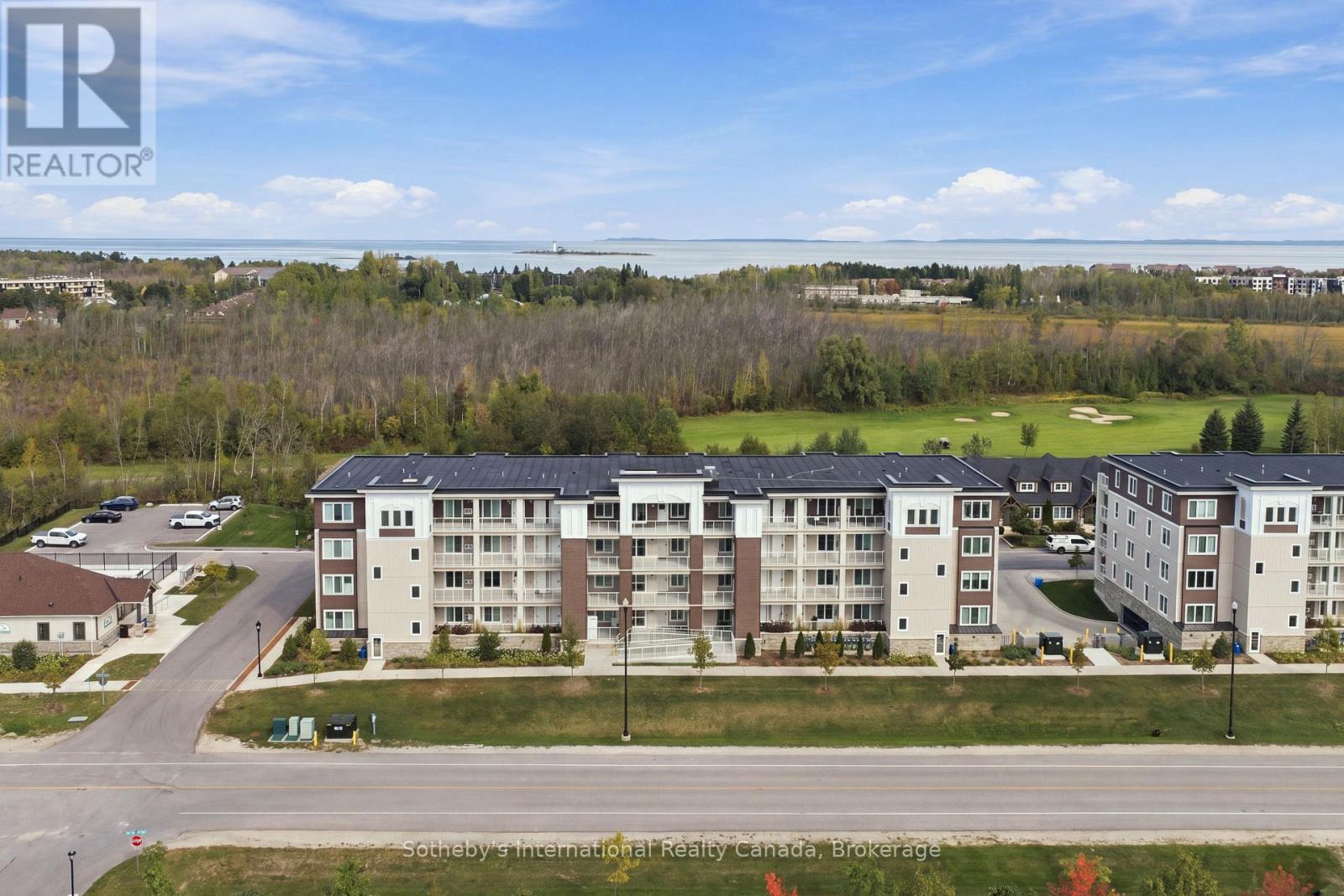 206 - 17 Spooner Crescent, Collingwood, ON
