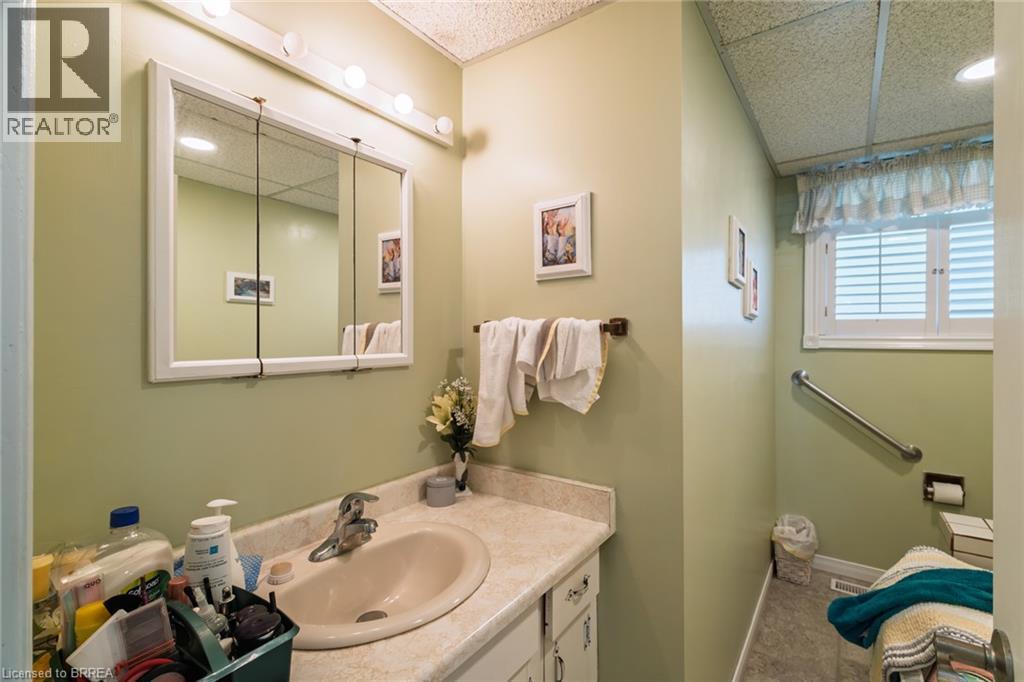 19 Gillrie Court, Brantford, ON