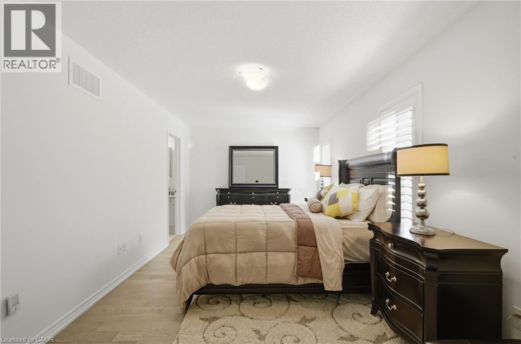 1222 Rose Way Unit# 11, Milton, ON