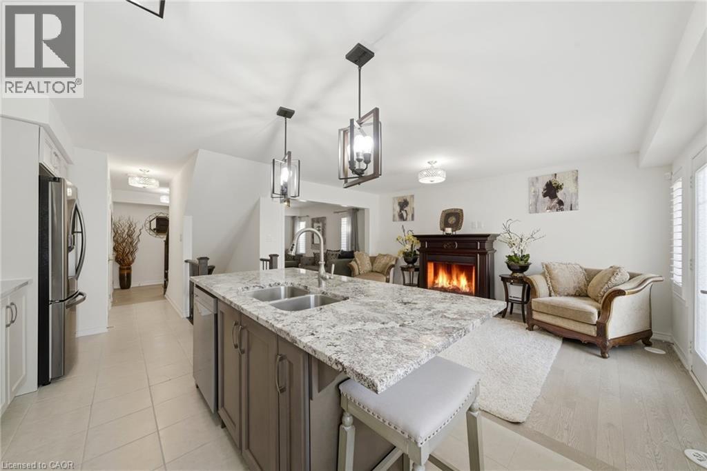 1222 Rose Way Unit# 11, Milton, ON