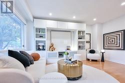 19 ASPENWOOD DRIVE Toronto, ON M2H 3E1