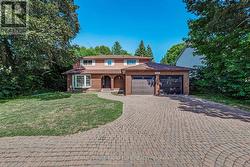 3161 BAYVIEW AVENUE Toronto, ON M2K 1G2