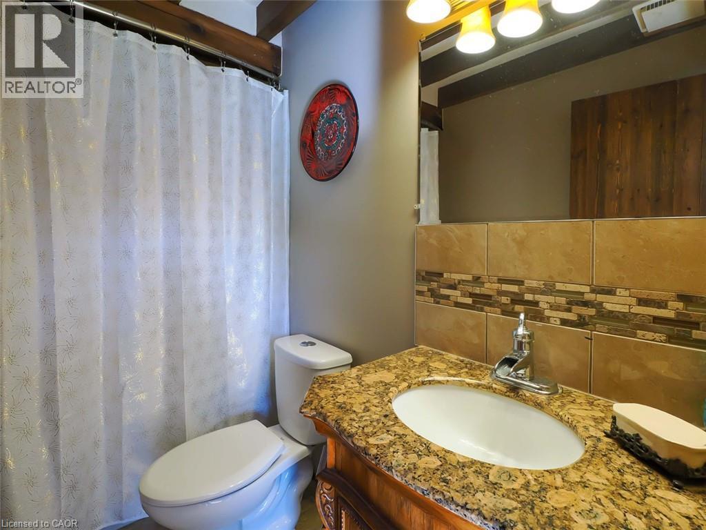 1635 Lakeshore Road, Clear Creek, ON