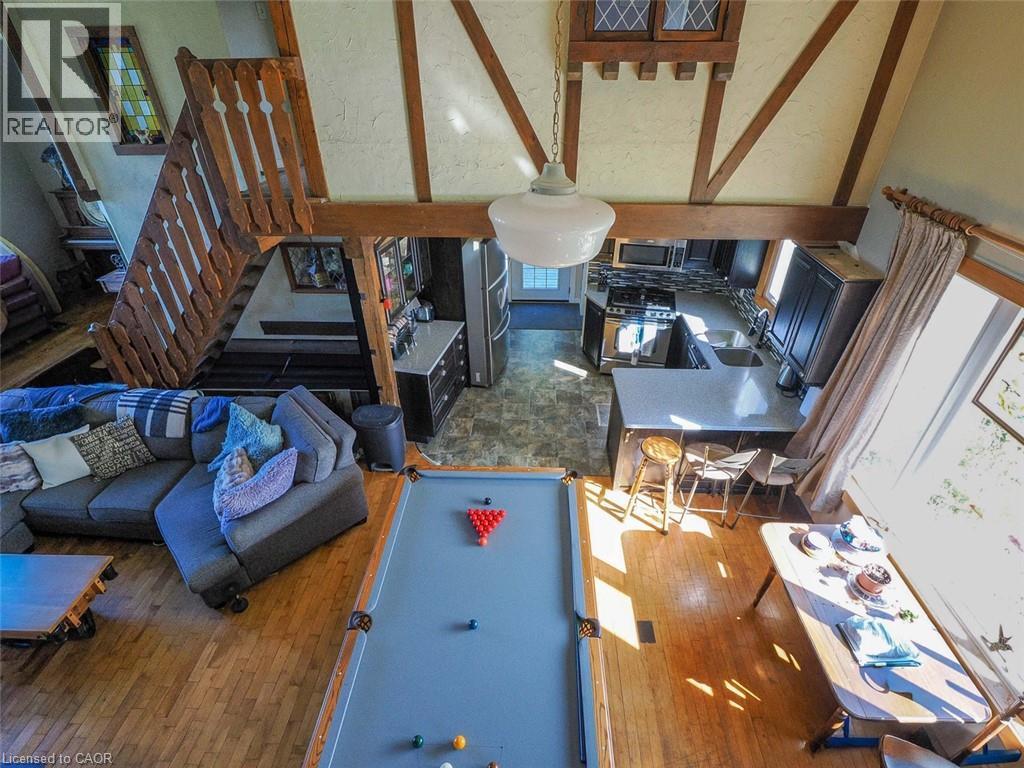 1635 Lakeshore Road, Clear Creek, ON