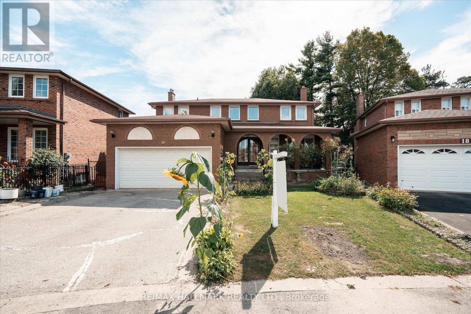 16 Ascolda Boulevard, Toronto, ON