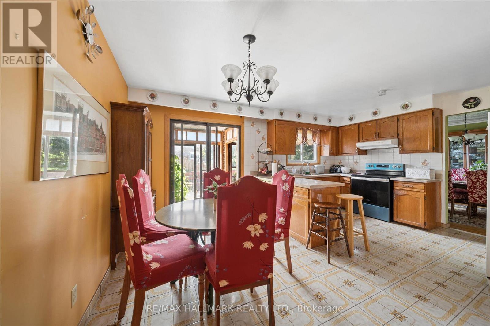 16 Ascolda Boulevard, Toronto, ON