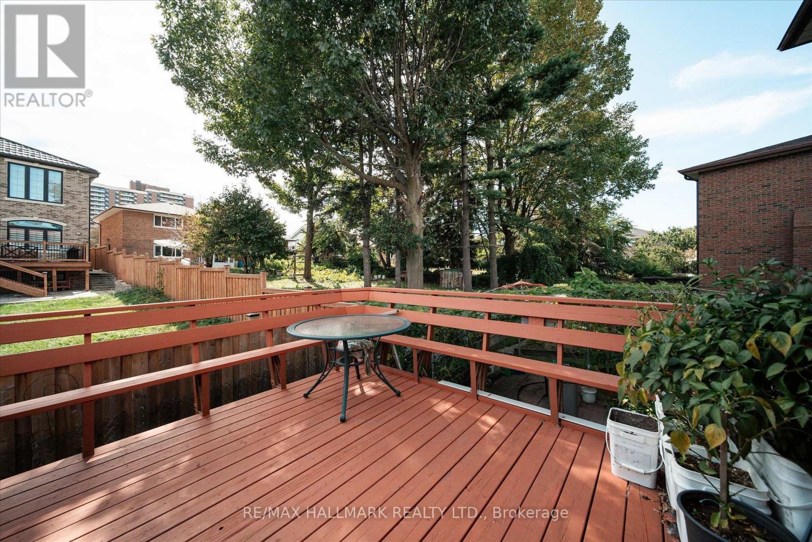 16 Ascolda Boulevard, Toronto, ON