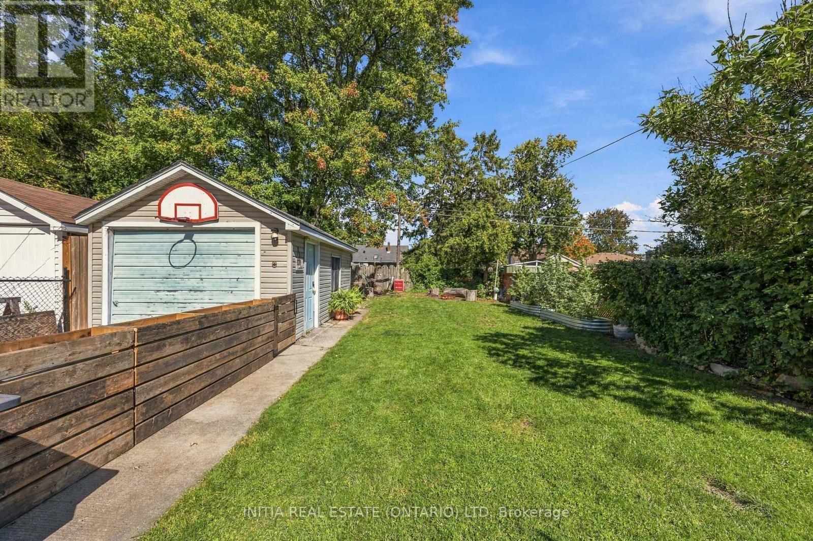 272 Kathleen Avenue, Sarnia, ON