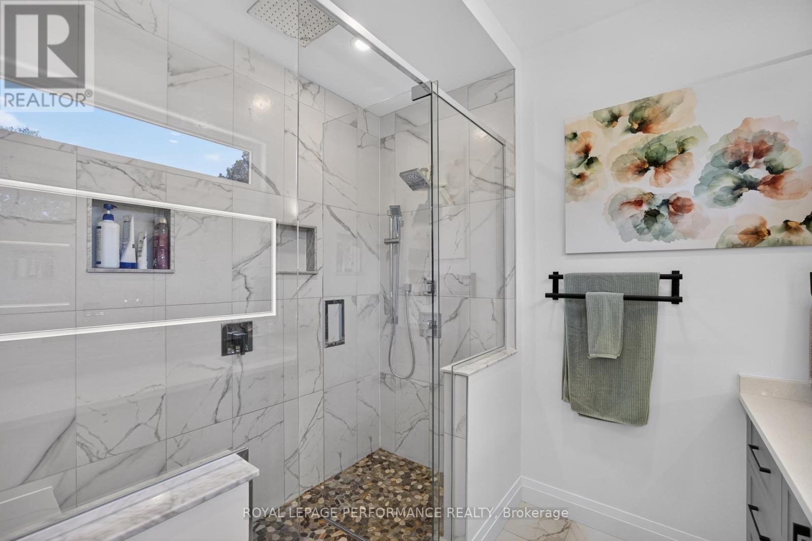 2810 Eldo Street, Ottawa, ON