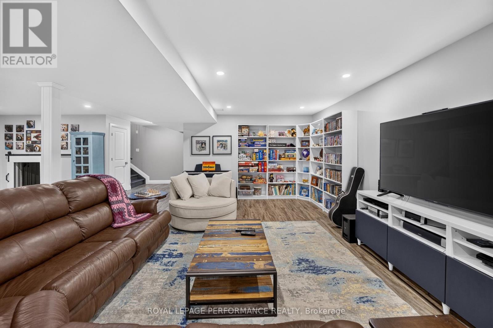 2810 Eldo Street, Ottawa, ON