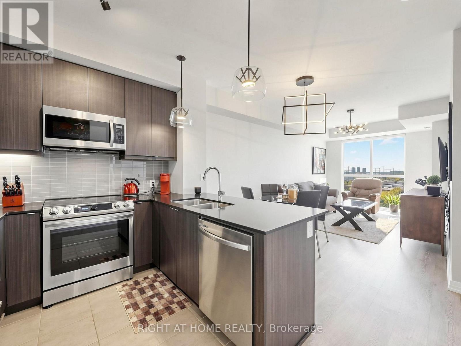 607 - 50 Thomas Riley Road, Toronto, ON