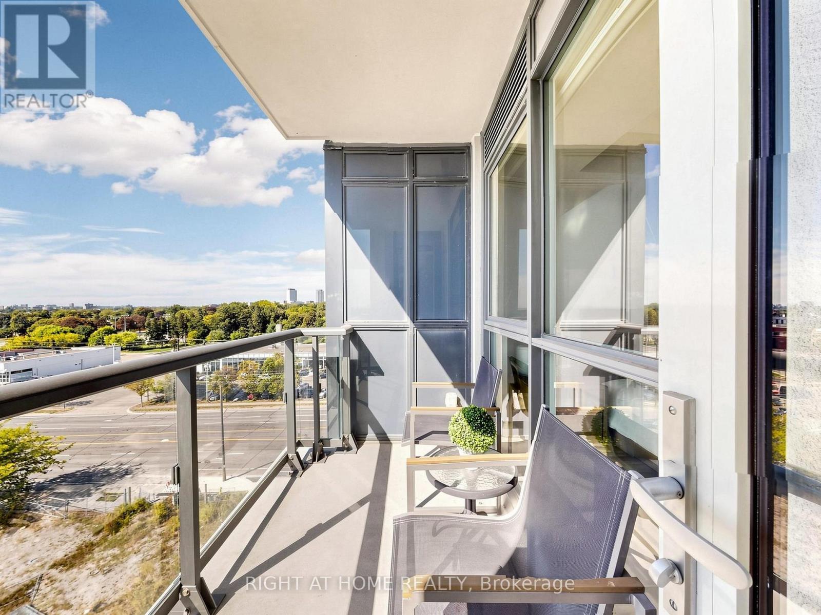 607 - 50 Thomas Riley Road, Toronto, ON