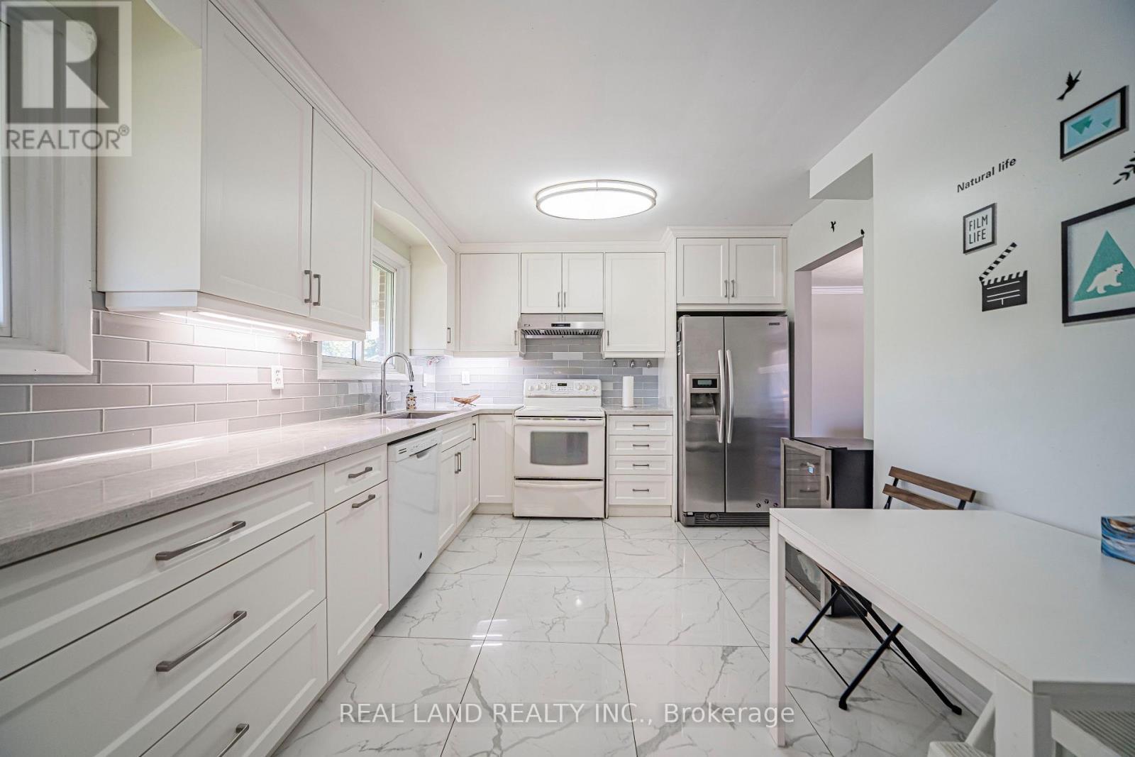37 Pawnee Avenue, Toronto, ON