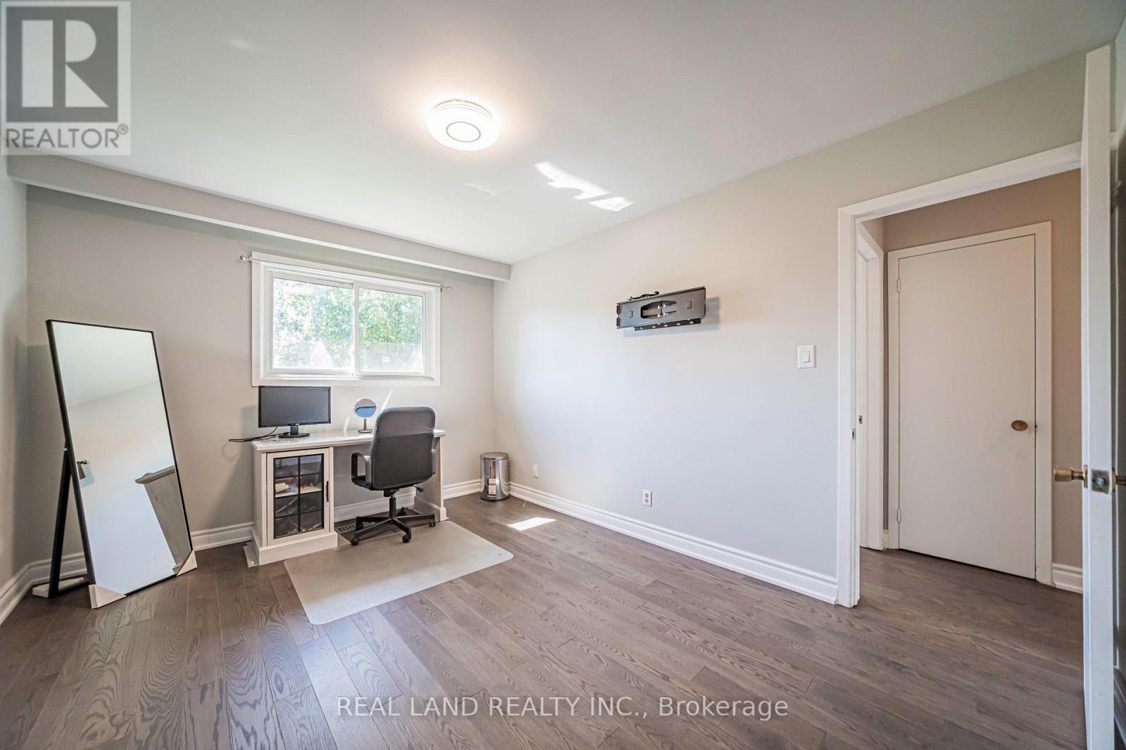 37 Pawnee Avenue, Toronto, ON