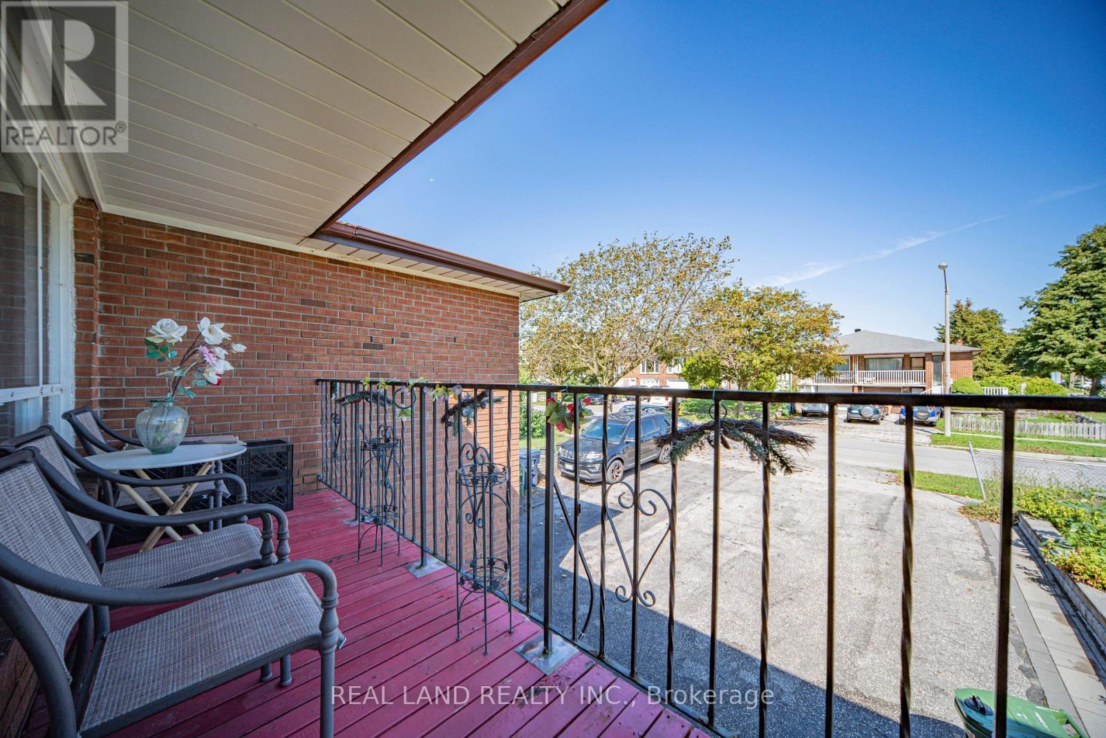 37 Pawnee Avenue, Toronto, ON