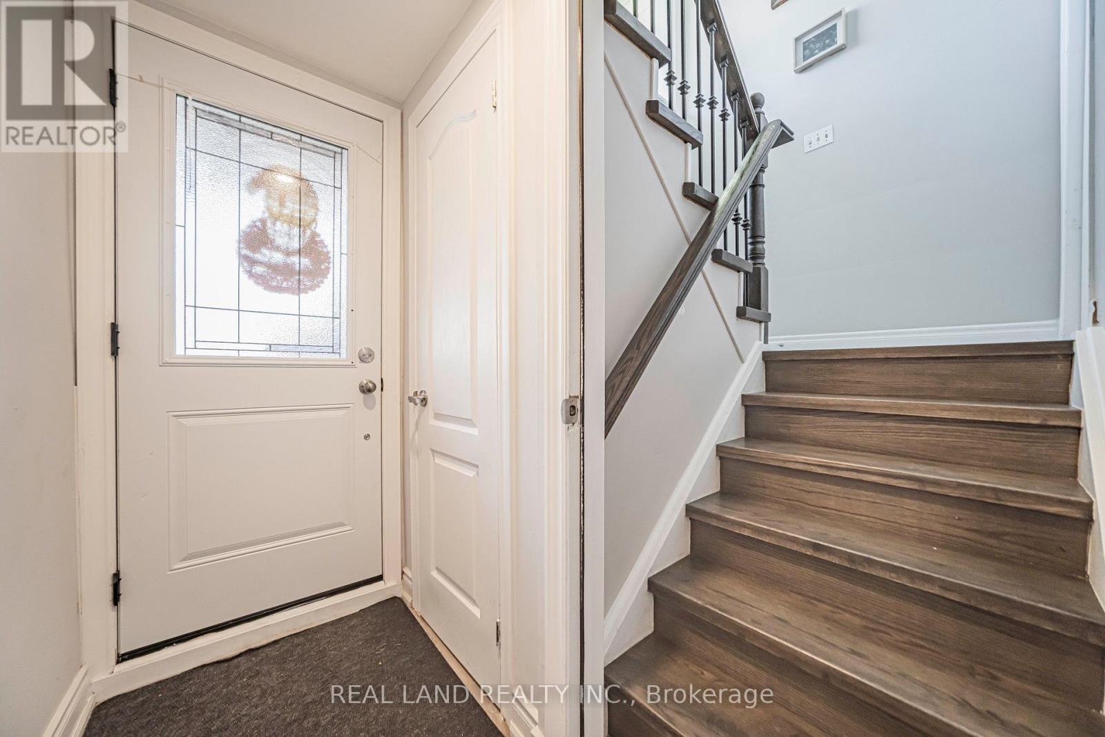 37 Pawnee Avenue, Toronto, ON