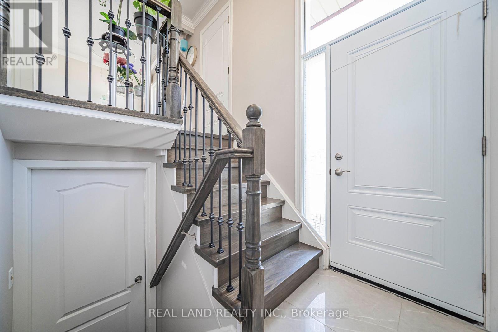 37 Pawnee Avenue, Toronto, ON