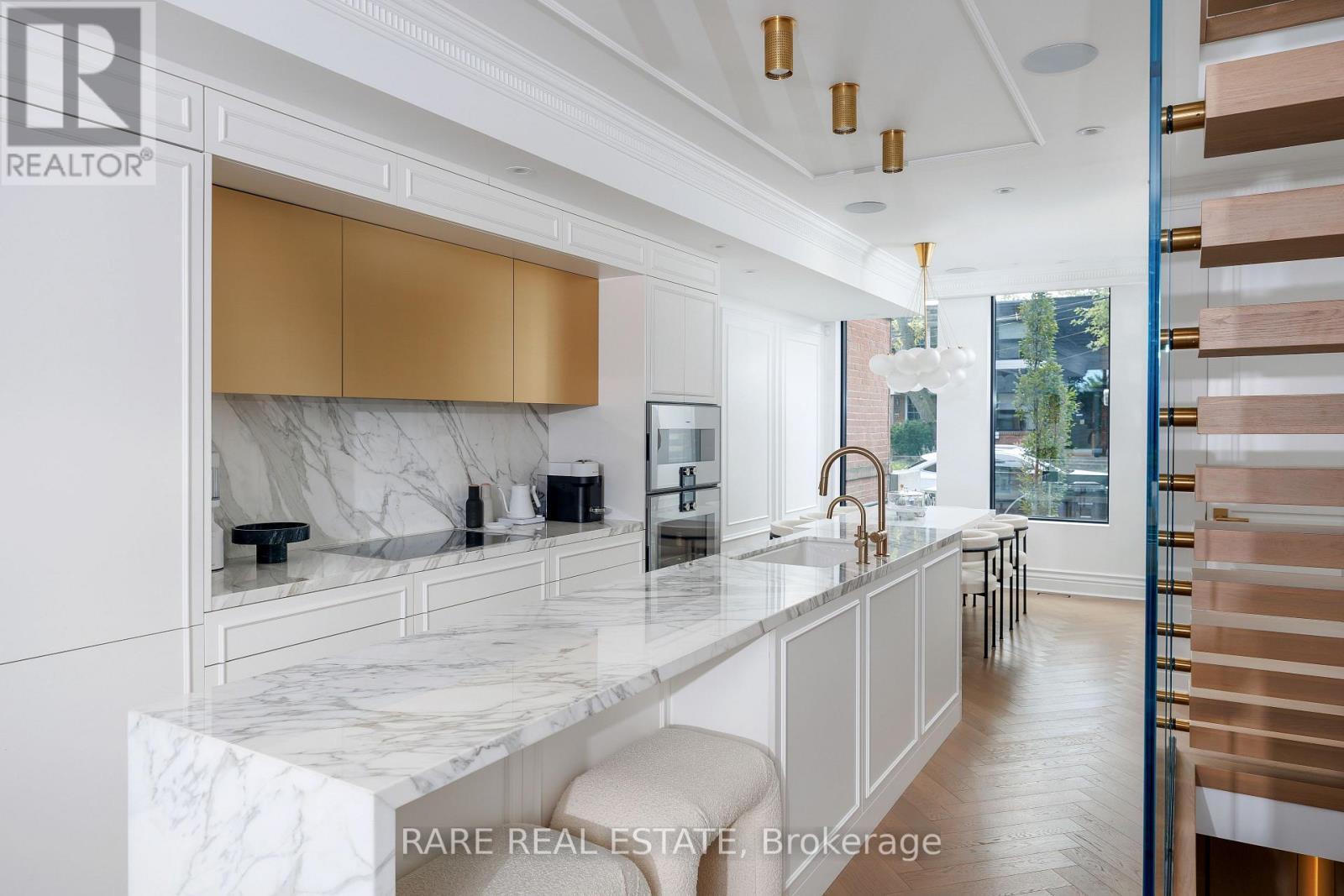 74 Summerhill Gardens, Toronto, ON