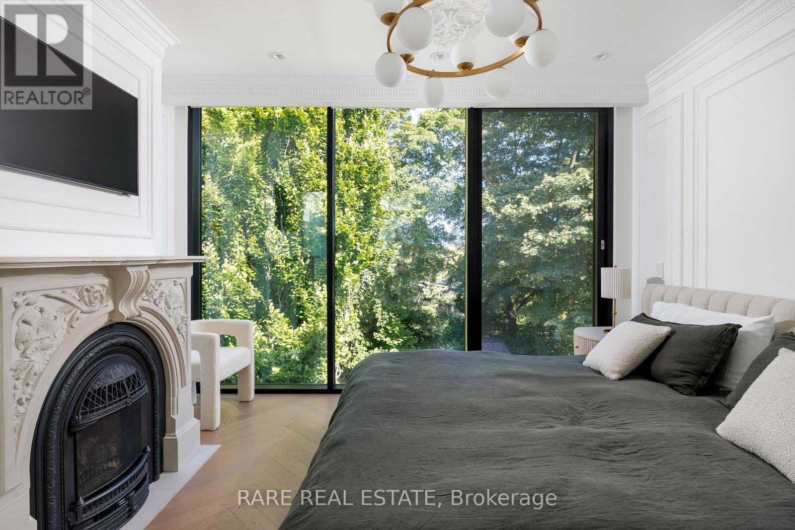 74 Summerhill Gardens, Toronto, ON