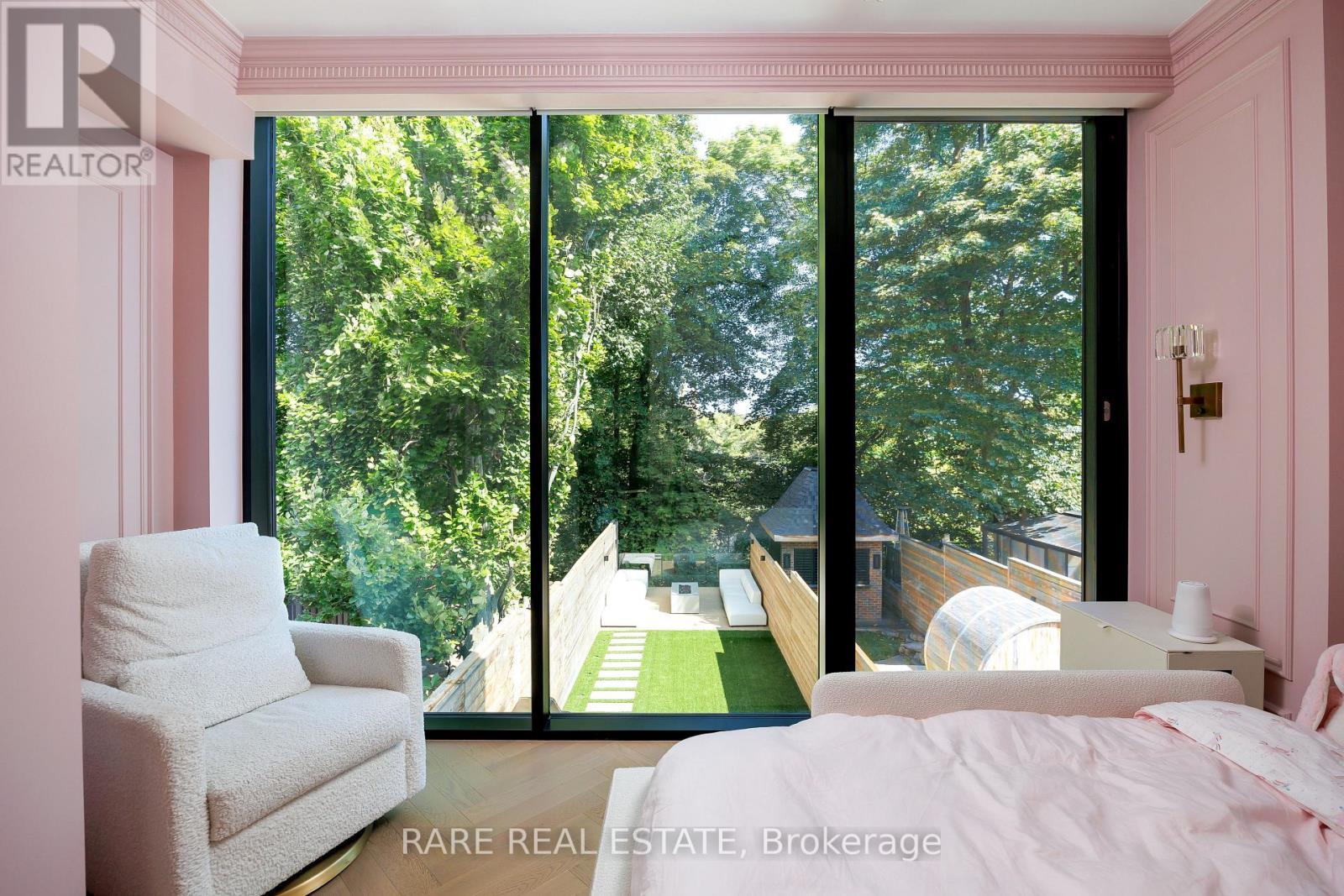 74 Summerhill Gardens, Toronto, ON
