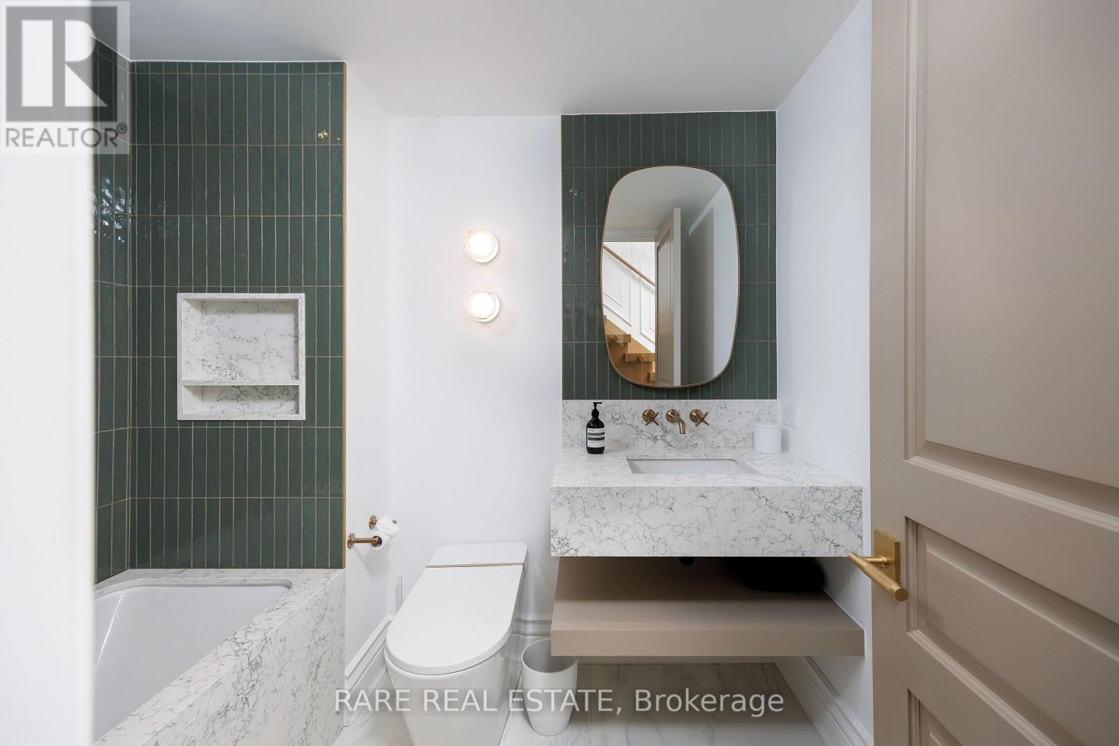74 Summerhill Gardens, Toronto, ON