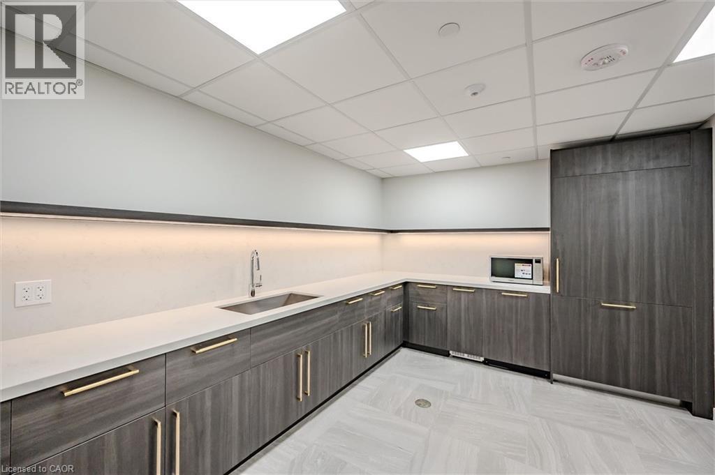 93 Arthur Street S Unit# 618, Guelph, ON