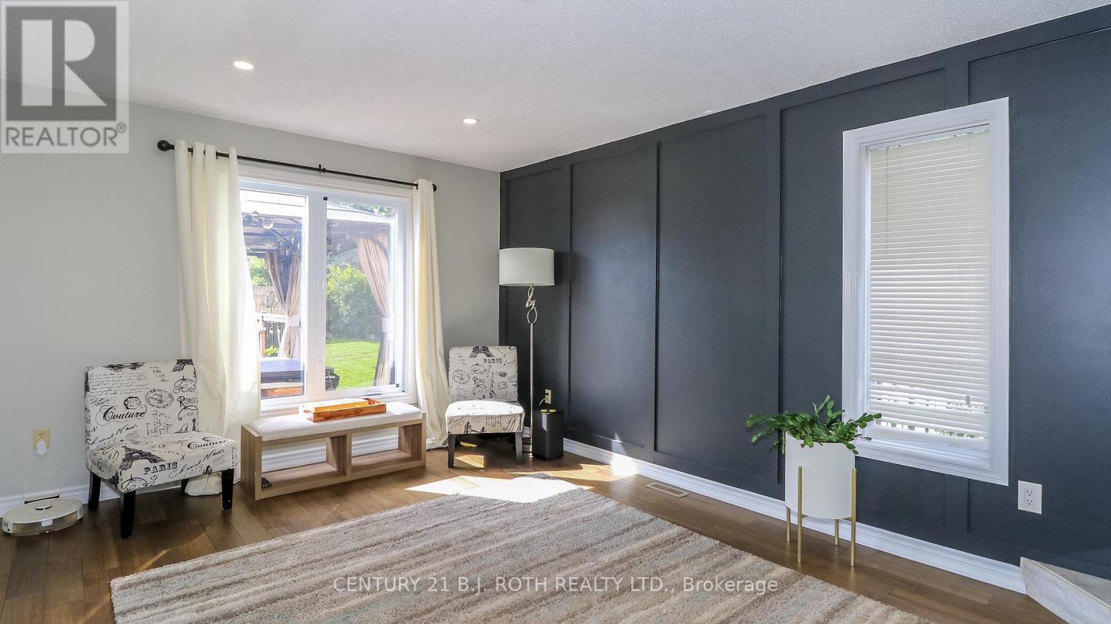 61 Barwick Drive W, Barrie, ON