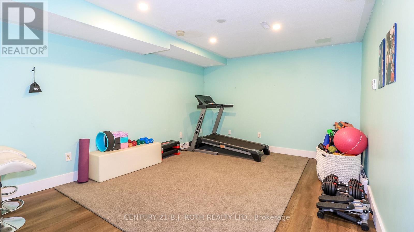 61 Barwick Drive W, Barrie, ON