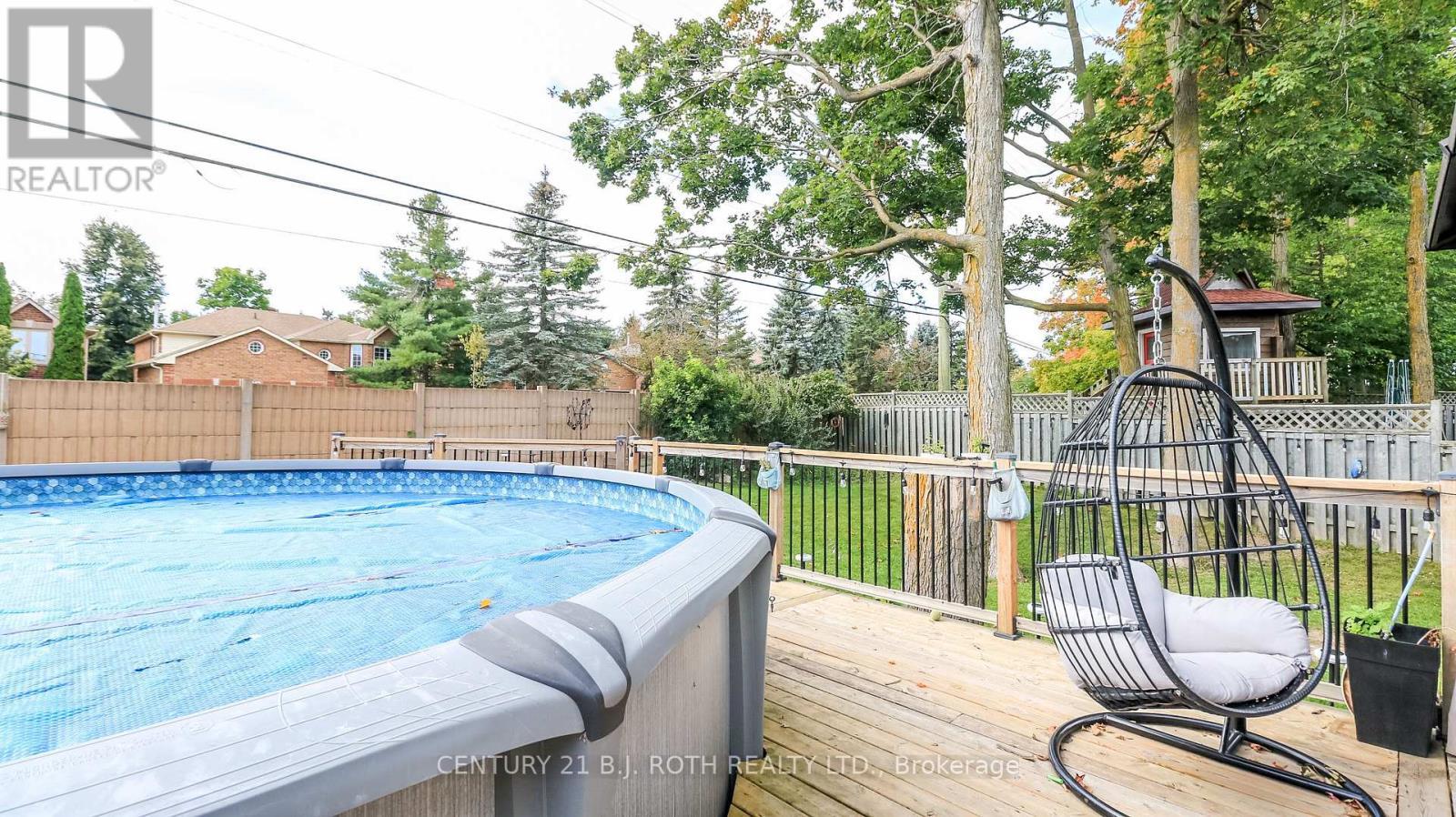 61 Barwick Drive W, Barrie, ON