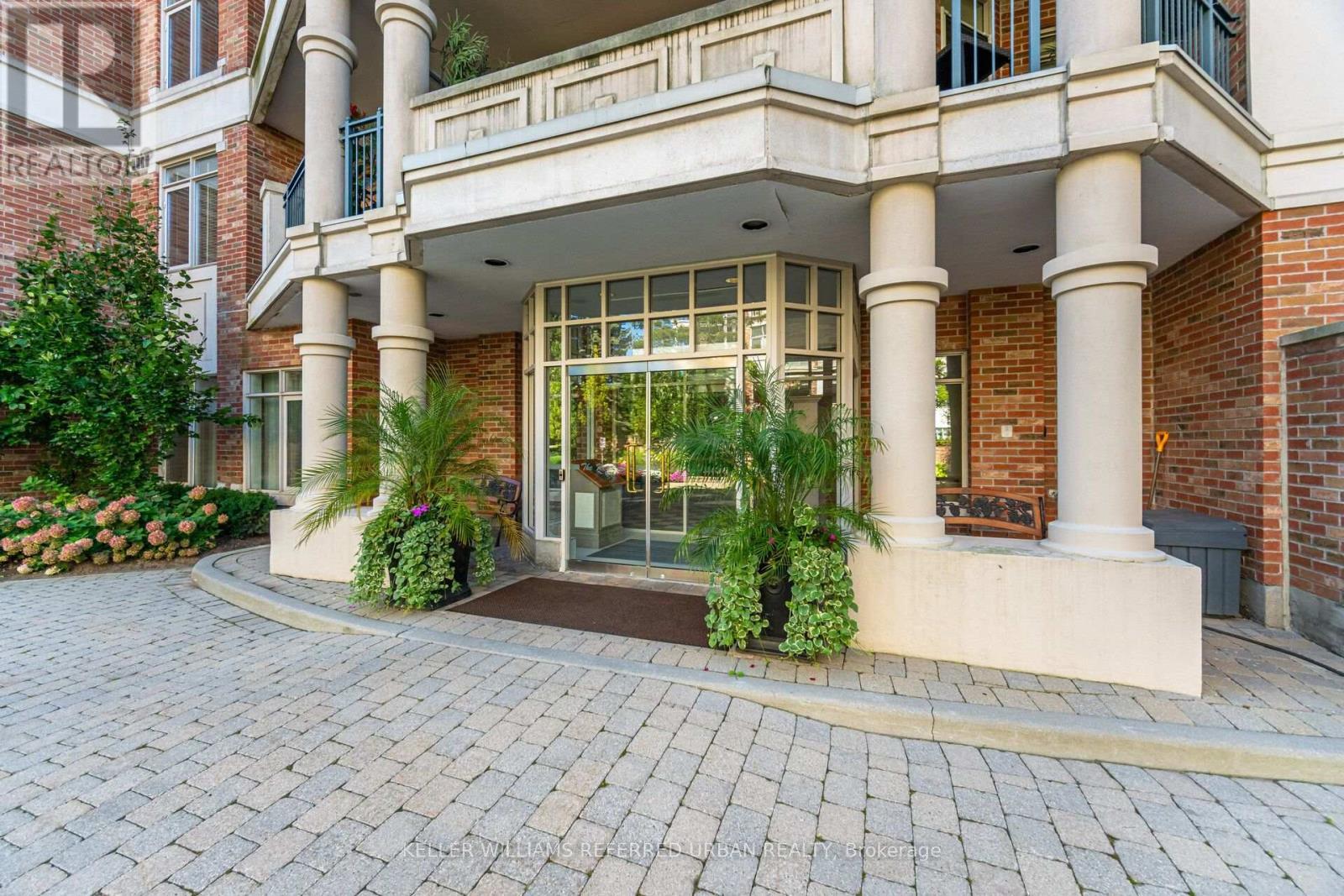 210 - 10 Old Mill Trail, Toronto, ON