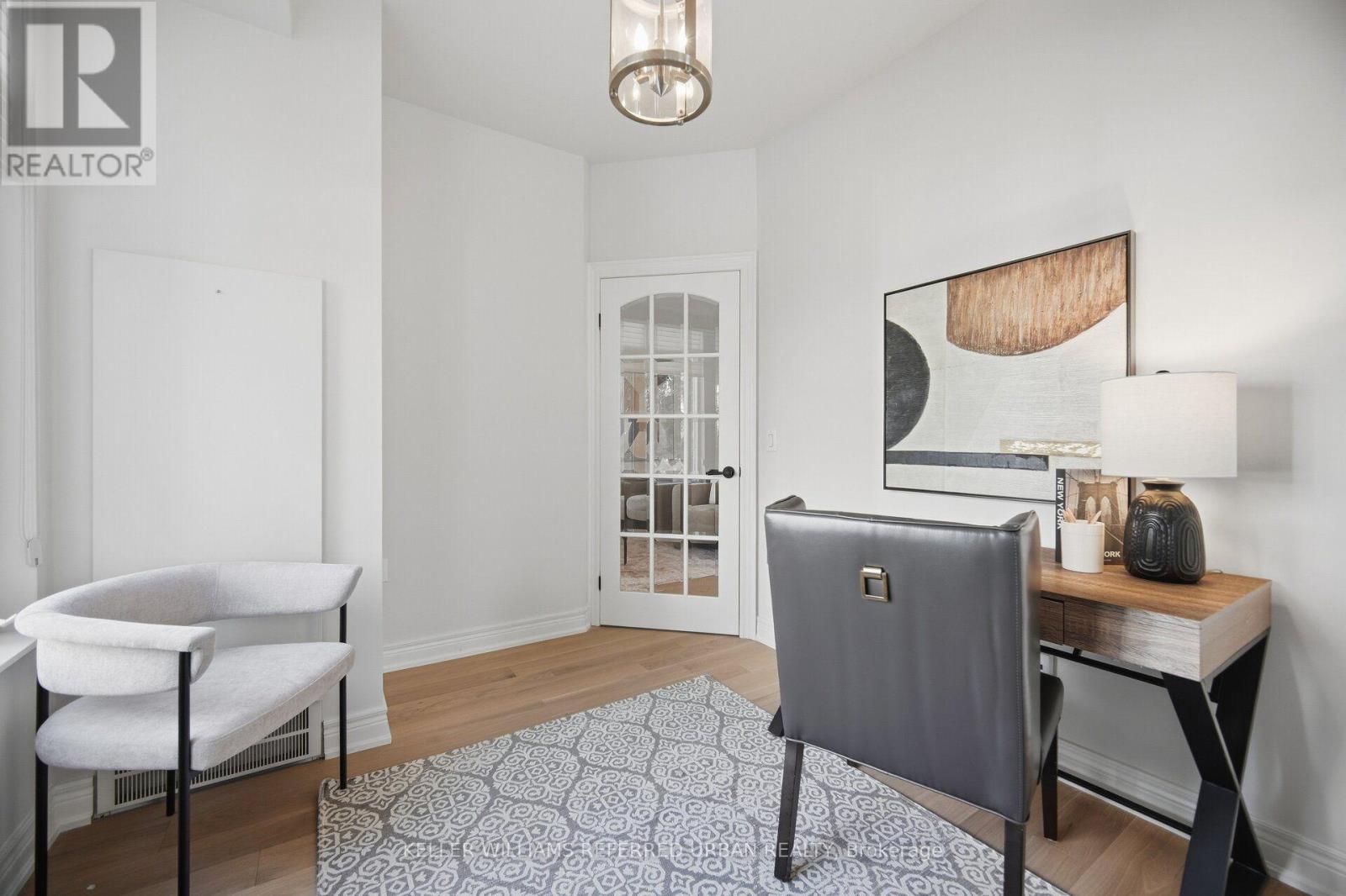 210 - 10 Old Mill Trail, Toronto, ON