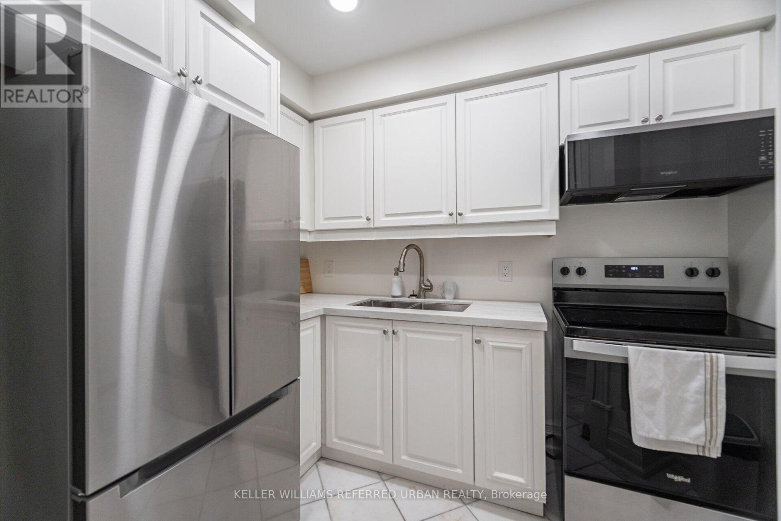 210 - 10 Old Mill Trail, Toronto, ON