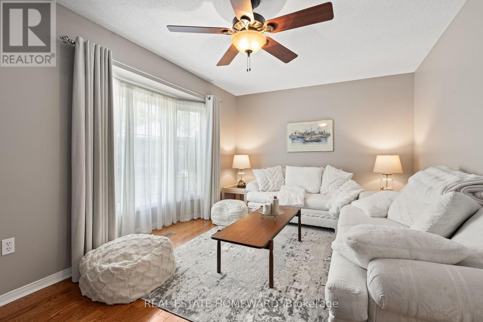 Family Room - 3332 Forrestdale Circle, Mississauga, ON