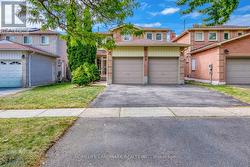 6203 CAMGREEN CIRCLE Mississauga, ON L5N 4N5