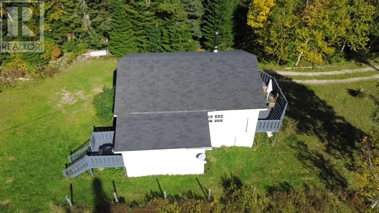735 Lakeview Road, Spruce Brook, NL