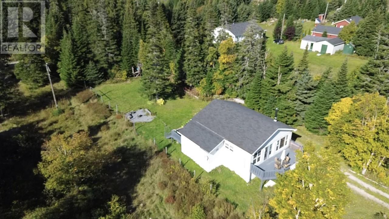 735 Lakeview Road, Spruce Brook, NL