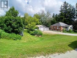 883 7TH AVENUE Hanover, ON N4N 2K3