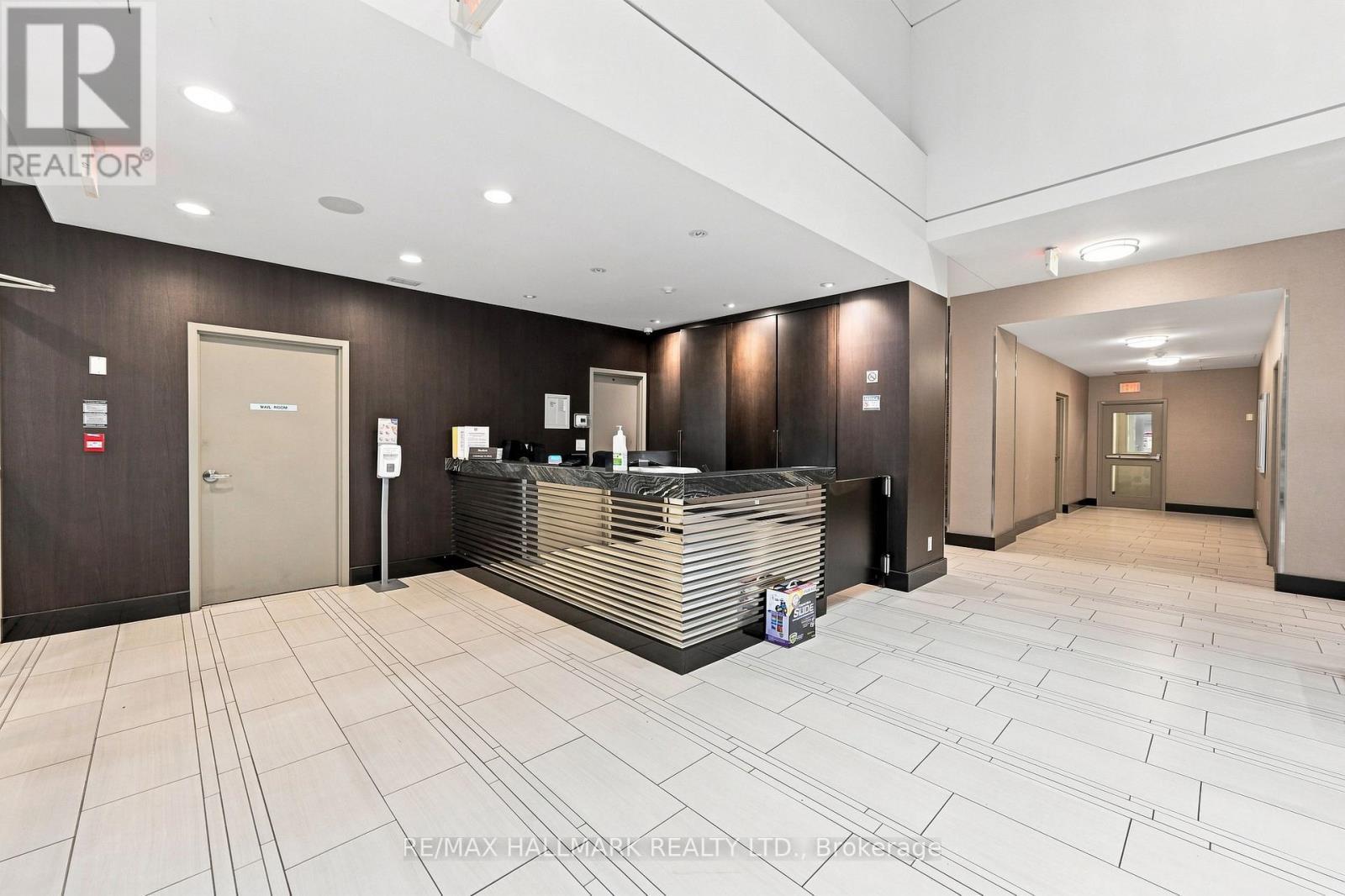 706 - 35 Bastion Street, Toronto, ON