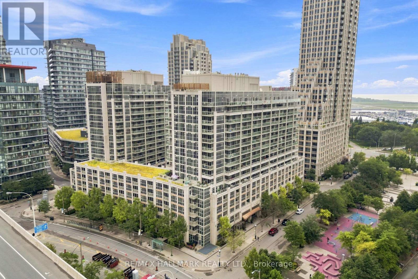 706 - 35 Bastion Street, Toronto, ON