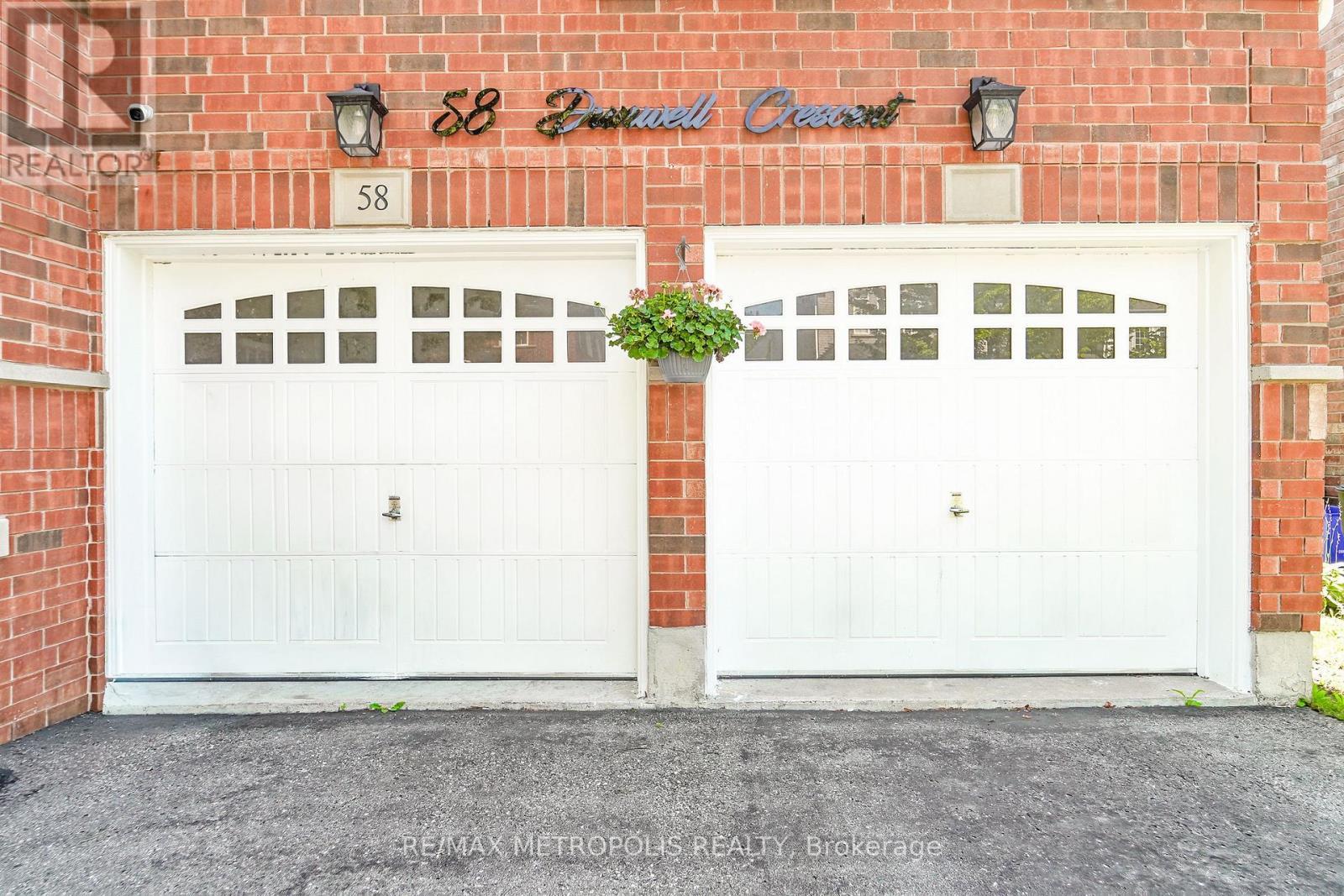 58 Dunwell Crescent, Ajax, ON