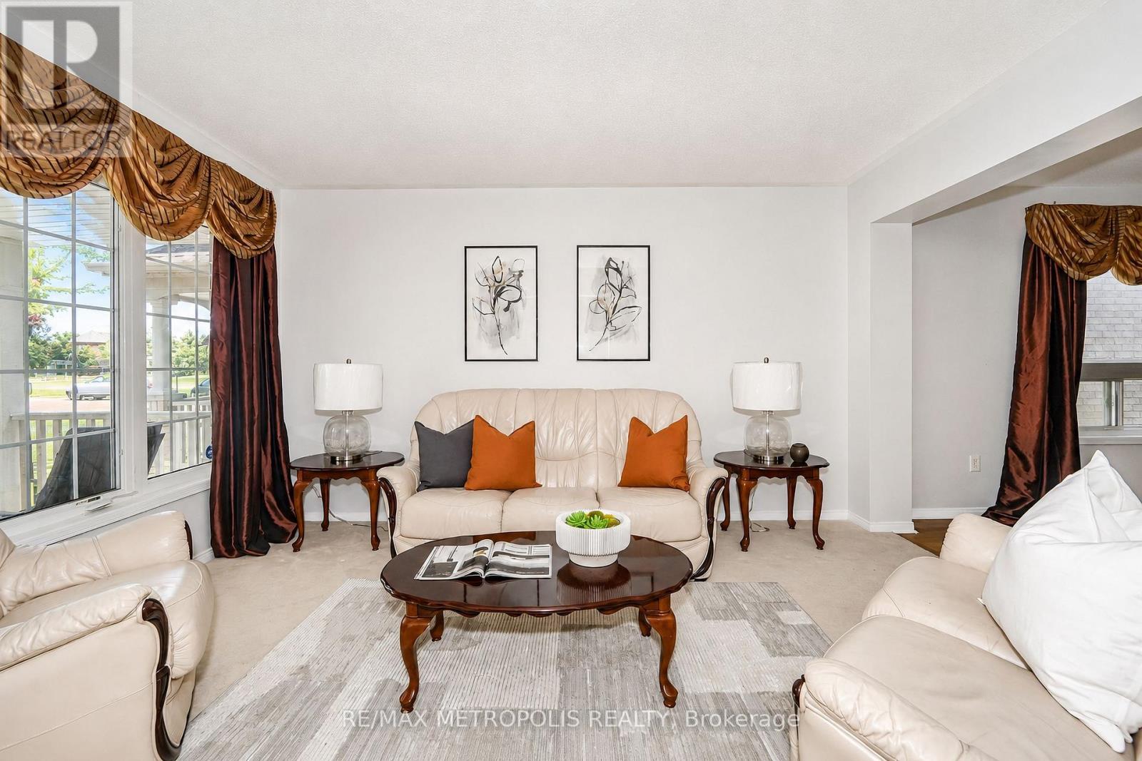 58 Dunwell Crescent, Ajax, ON
