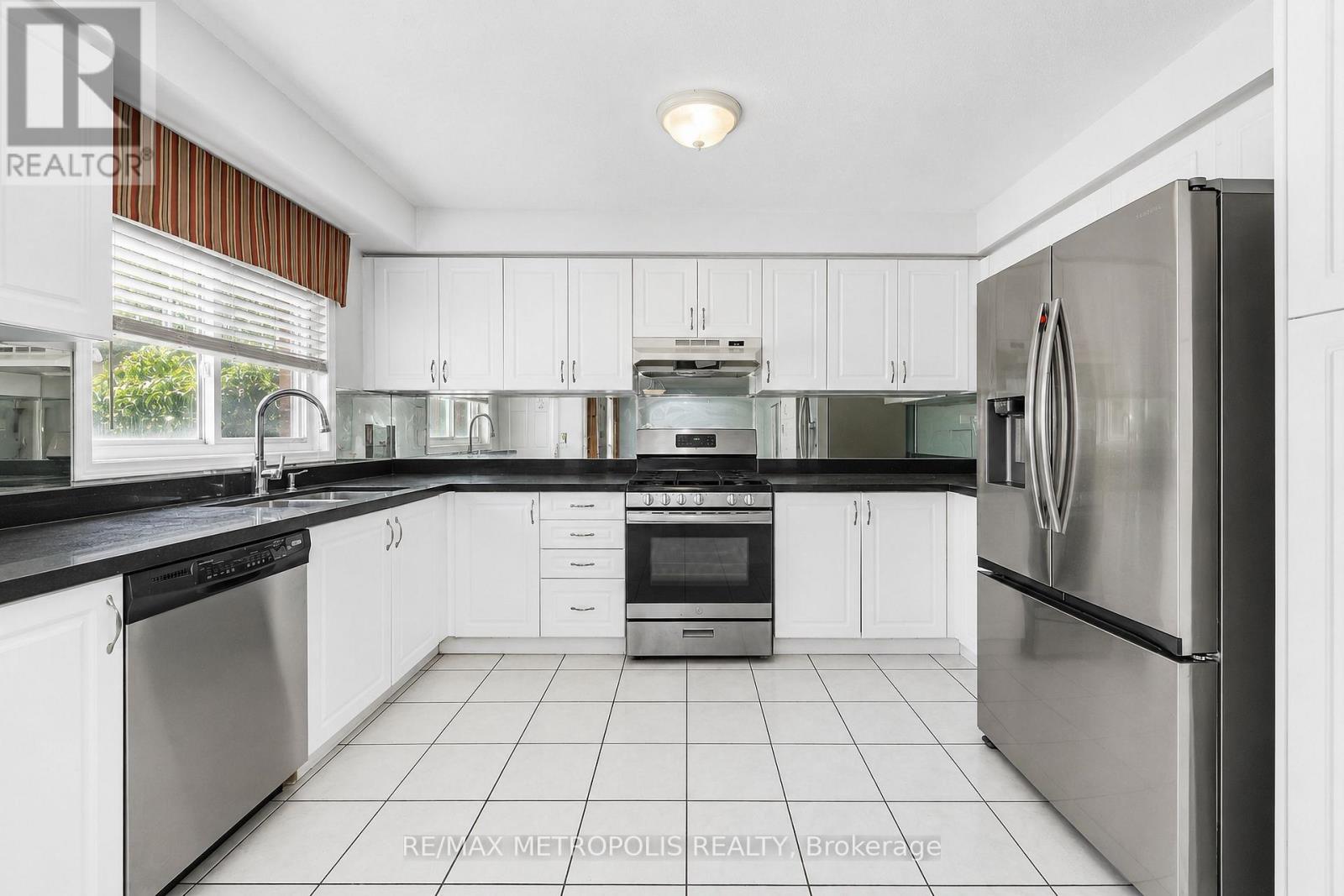 58 Dunwell Crescent, Ajax, ON