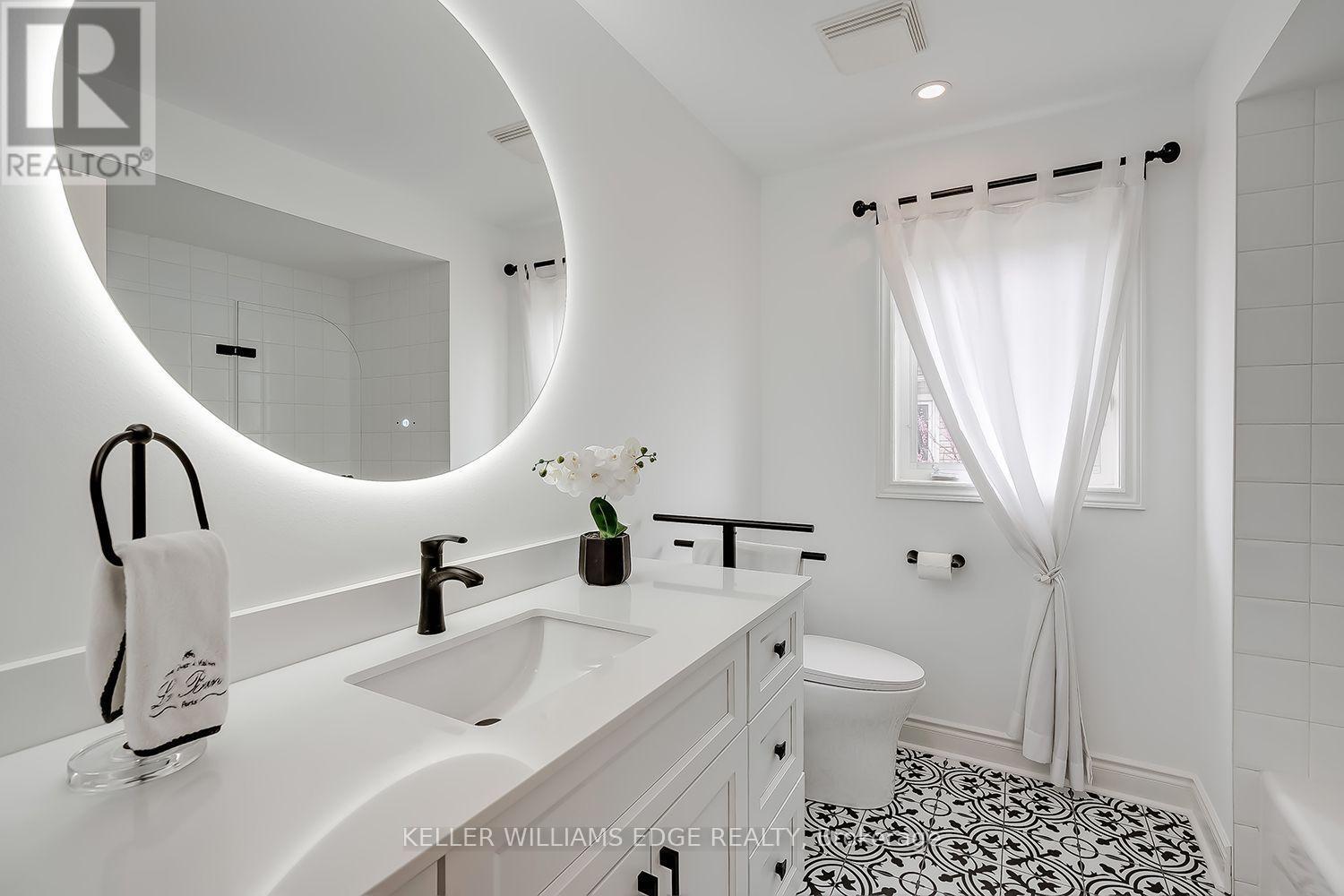 4285 Couples Crescent, Burlington, ON