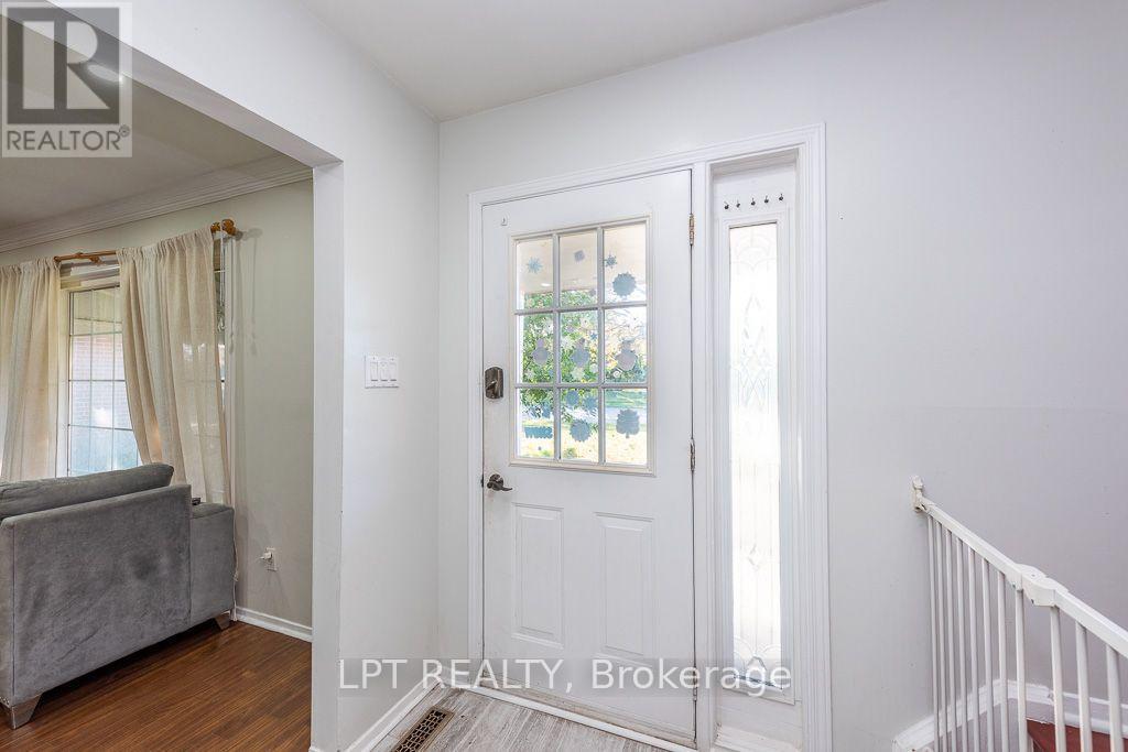 111 Dearbourne Boulevard, Brampton, ON