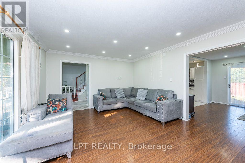 111 Dearbourne Boulevard, Brampton, ON