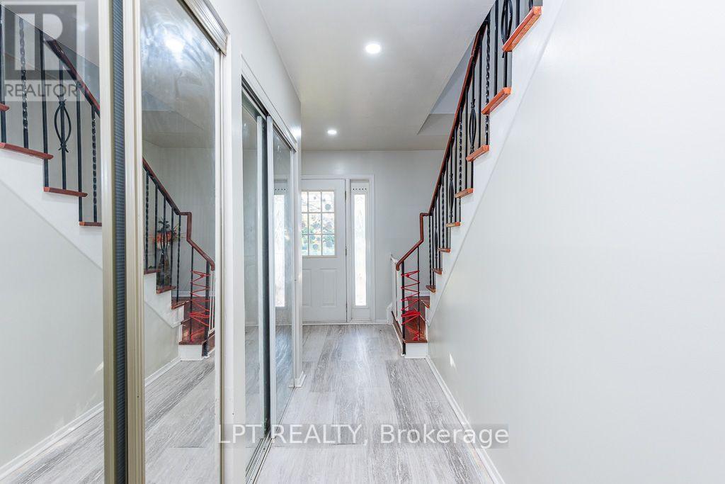 111 Dearbourne Boulevard, Brampton, ON