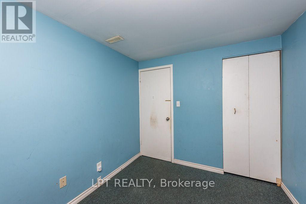 111 Dearbourne Boulevard, Brampton, ON