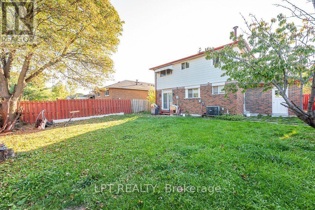 111 Dearbourne Boulevard, Brampton, ON