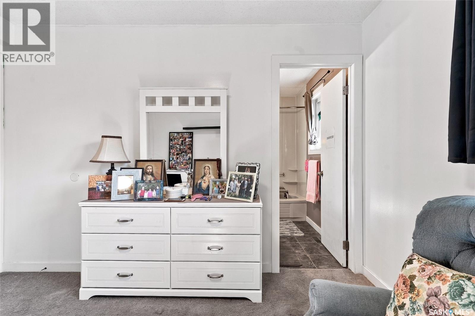 1006 Whitewood Crescent, Saskatoon, SK