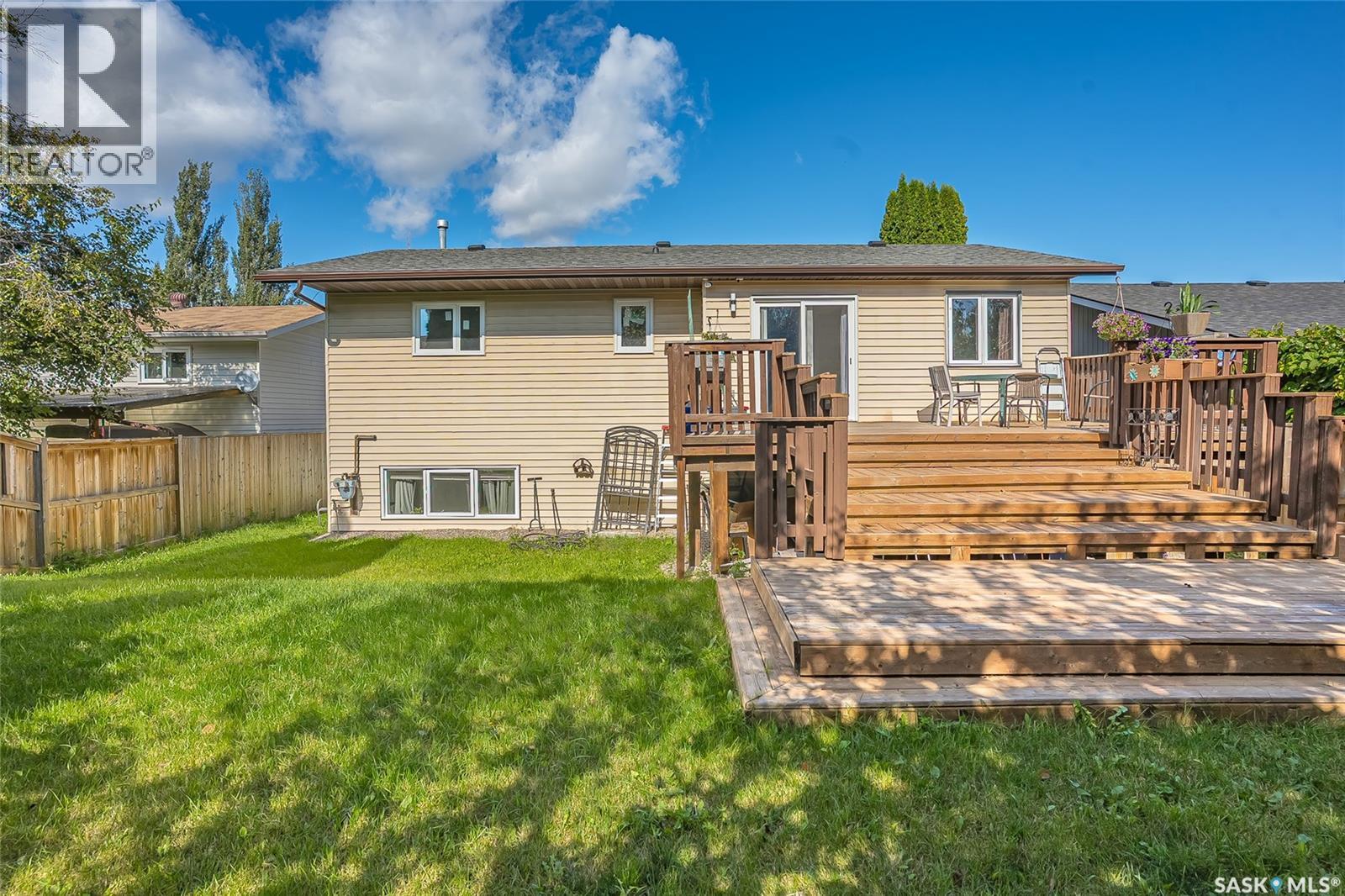 1006 Whitewood Crescent, Saskatoon, SK